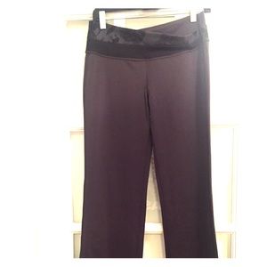 Lululemon yoga pants