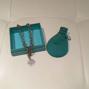 💥AUTHENTIC 💥 Tiffany & Co. Heart Necklace