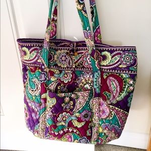 Vera Bradley. Large Vera tote in Heather.