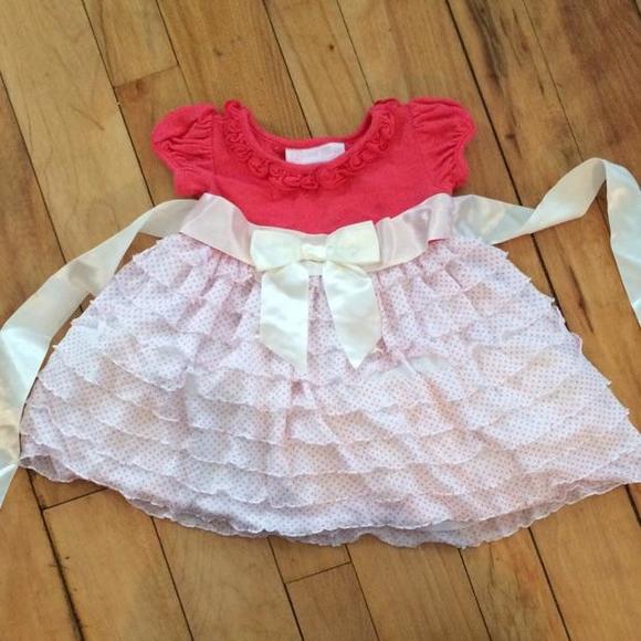 💰Reduced💰Bonnie Baby Coral and Cream Ruffle Dress