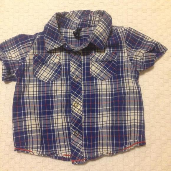 Old navy button down shirt