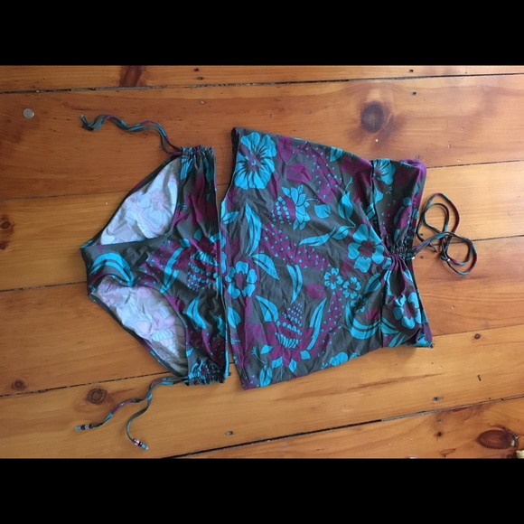 Old navy maternity swim suit