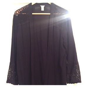 Black lace embellished kimono