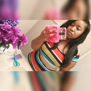 Meet your Posher, Kendra