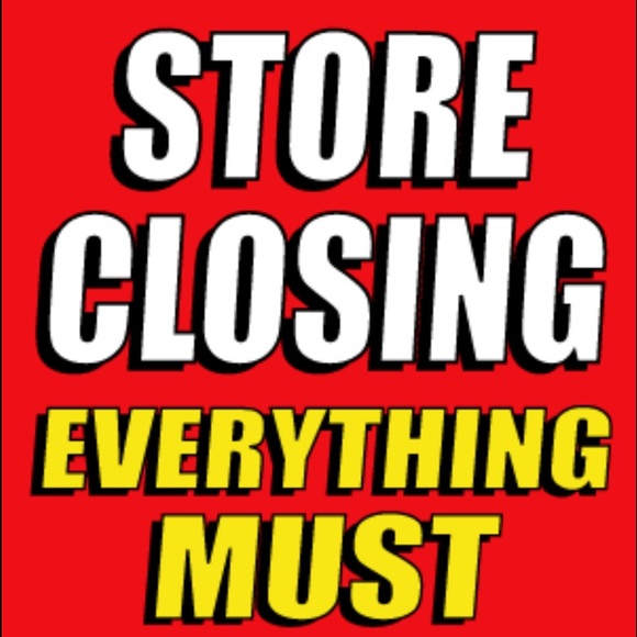 Closet Closing Nov. 1 ‼️