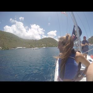 Meet your Posher, Amalia