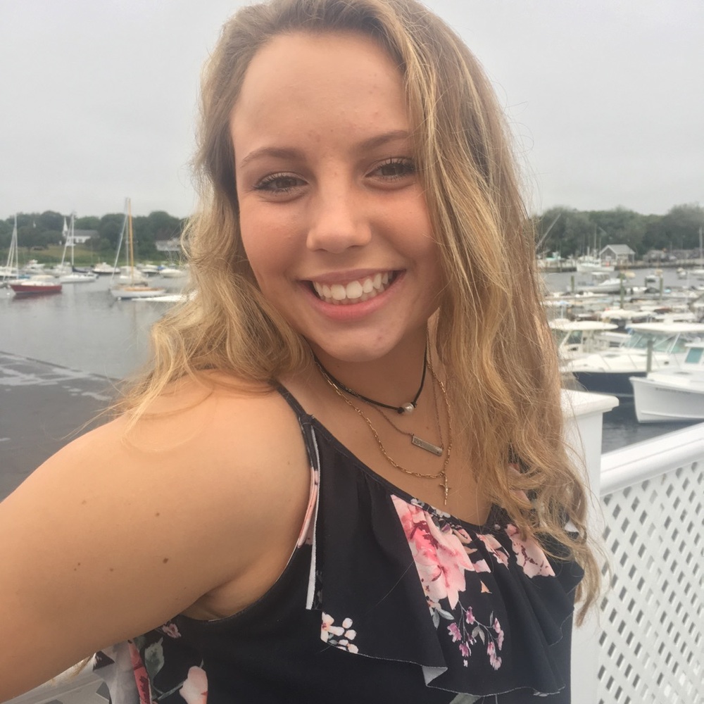 Meet your Posher, Hannah