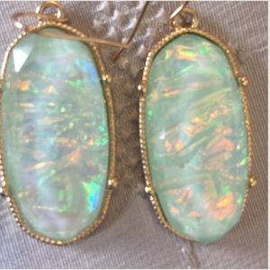 🎉Iridescent Gold earrings🎉