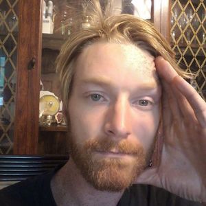 Meet your Posher, Lee