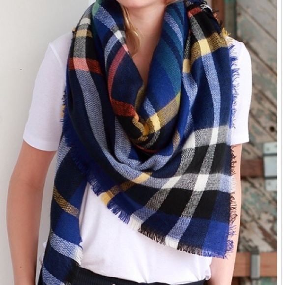Holiday Sale 🆕Plaid Blanket Scarf - Picture 3 of 4
