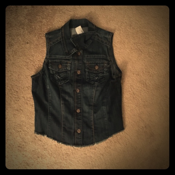 Brand New with tags Maurice's jean vest