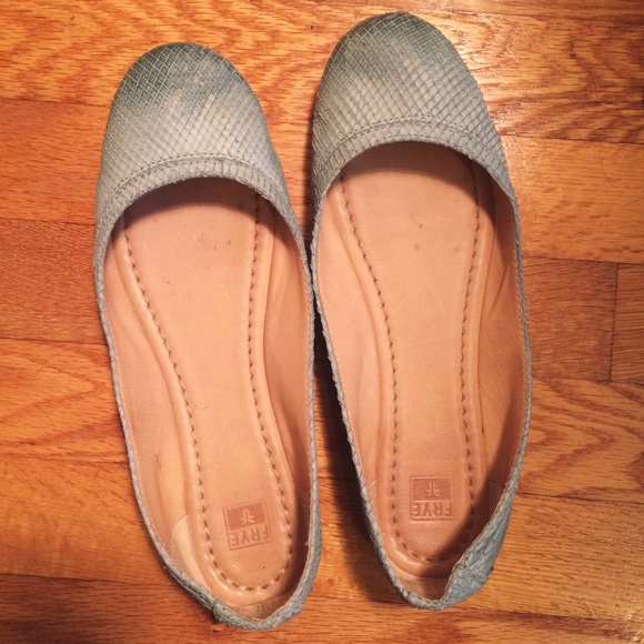 Frye Carson Ballet Flats