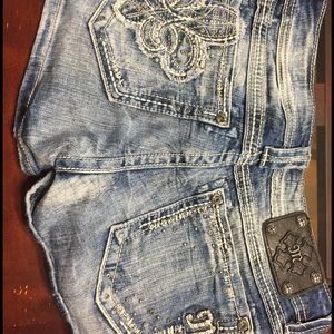 Size 30 Miss Me shorts