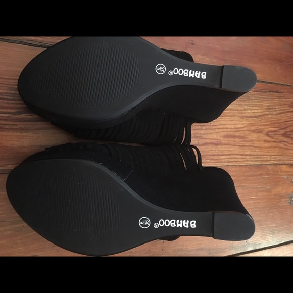 Black Leather Wedges Size 6 - image 4