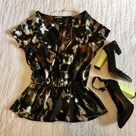 LNC Pleione Peplum Blouse