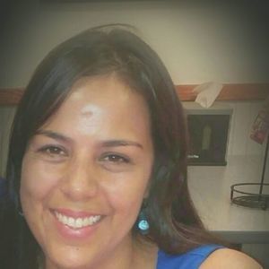 Meet your Posher, Daniela