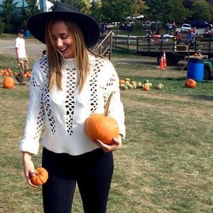 Meet your Posher, Jeana