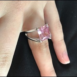 Ring with Pink Rhinestone