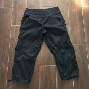 Lululemon studio crops