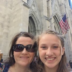 Meet your Posher, Desiree