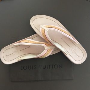 Super Sale ☃🎉📢Louis Vuitton Monogram Sandals