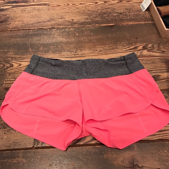 Coral Lululemon Speed Short size 6