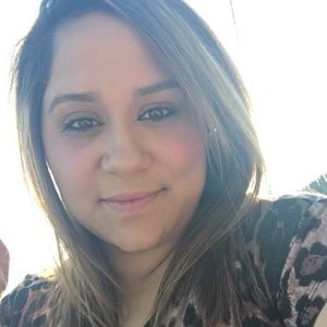 Meet your Posher, Selena