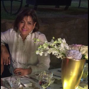 Meet your Posher, Lina