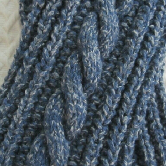 Petit Poix Accessories - Chunky Twistout Tomboy Knit Kids Scarf Petit Poix Accessories - Chunky Twistout Tomboy Knit Kids Scarf