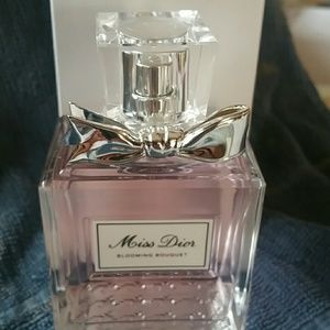 Channel Miss. Dior blooming bouquet 3.4oz