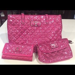 Guess pink purse with matching wallet/makeup