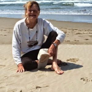 Meet your Posher, Dana