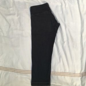 Lululemon crop leggings