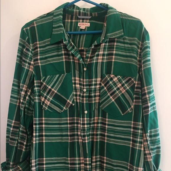 🔴SOLD🔴 Merona plaid shirt