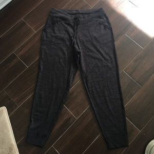 Athleta crop joggers