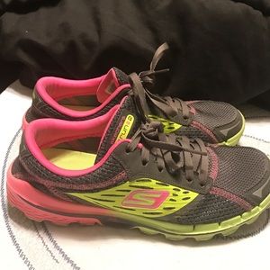 Skechers Go Run Size 8