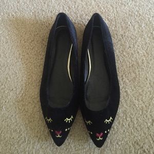 Sweet velvet cat shoes!