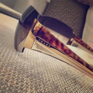 PRADA Sunglasses with case, cloth & care card