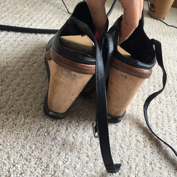 ❤SOLD Free People Leather Wedge - Picture 4 of 4