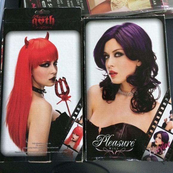Pleasure Goth Wigs. Qty: 2 - Picture 2 of 4
