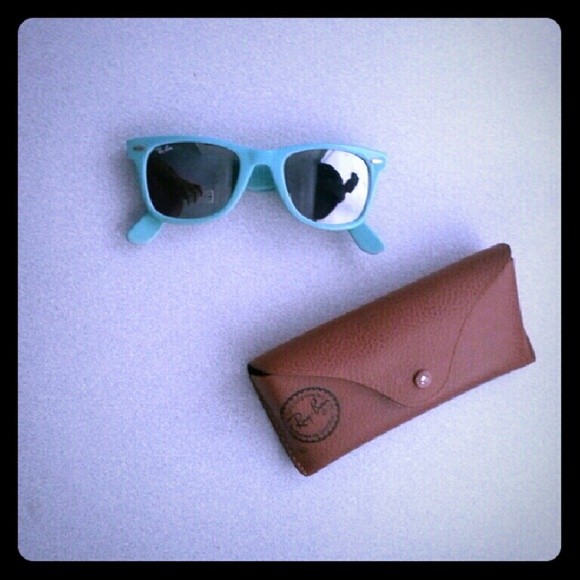 Ray-Ban