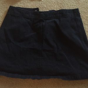 Kendall & Kylie black mini skirt