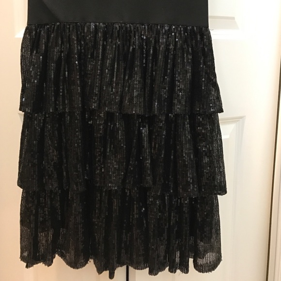 Black cocktail dress - Picture 2 of 2