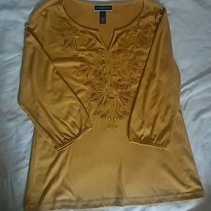 Karen kane Stylish top.