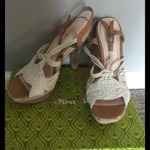Gianni Bini platform pumps