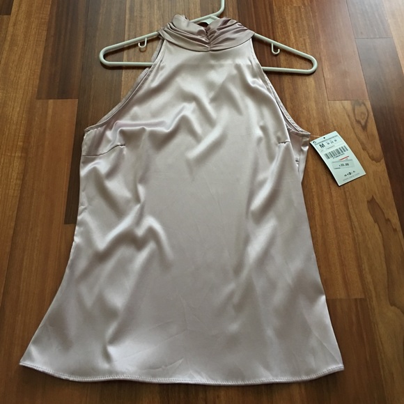 Zara Tops - Zara top M