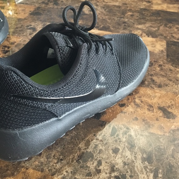 Nike Roshe Run Shoes