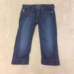 Big star Maddie Capri 28