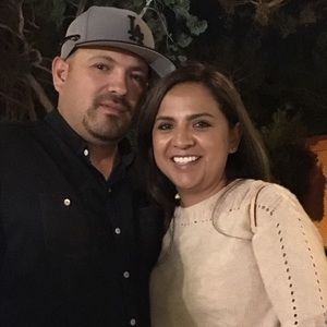 Meet your Posher, Claudia