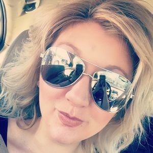 Meet your Posher, Jenna